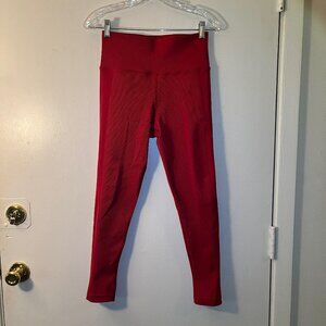 Athleta Aurora Seamless Tight Size Medium Clover Berry Red